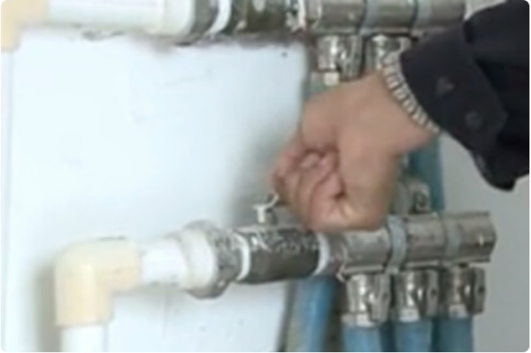 酵素罐阀不排气怎么用_地热自动排气阀_卫生间排气止逆阀